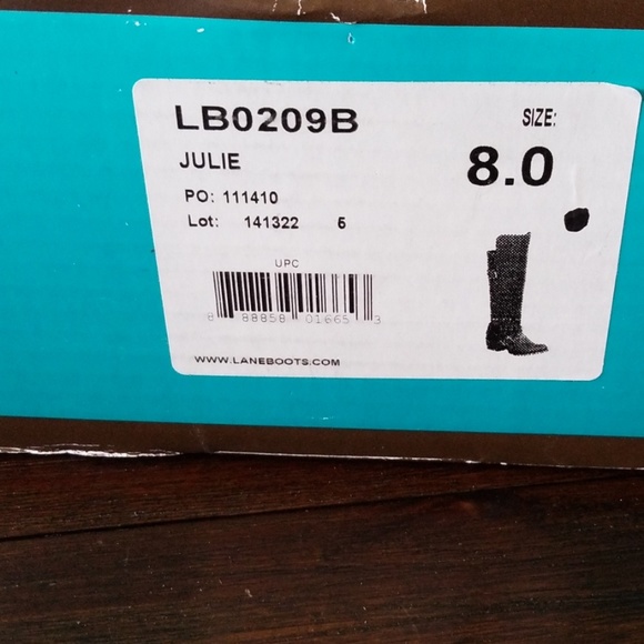 Boots - Picture 8 of 8